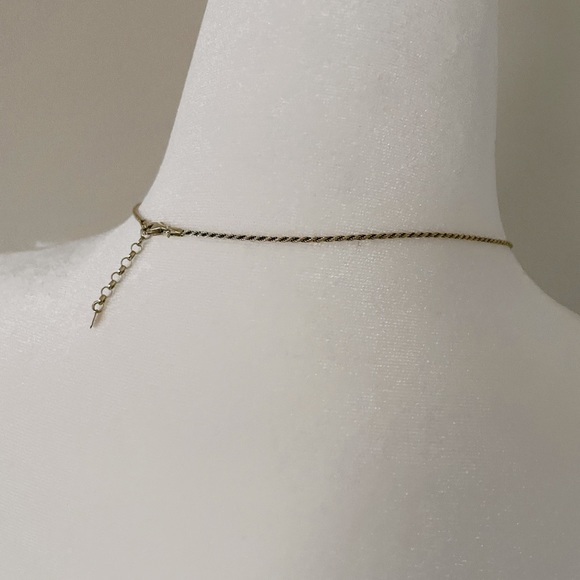 14k Gold Vermeil Nalin Studios Shiny Gold “Rose” Square Coin Medallion Necklace - Picture 10 of 10